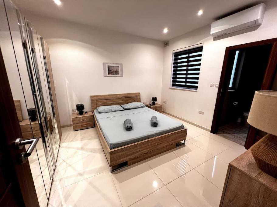 Viewline Seaview Modern 3 Bedroom Apartment Марсашлокк Экстерьер фото
