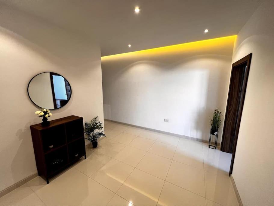 Viewline Seaview Modern 3 Bedroom Apartment Марсашлокк Экстерьер фото
