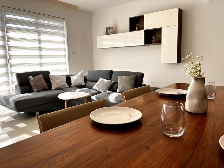Viewline Seaview Modern 3 Bedroom Apartment Марсашлокк Экстерьер фото